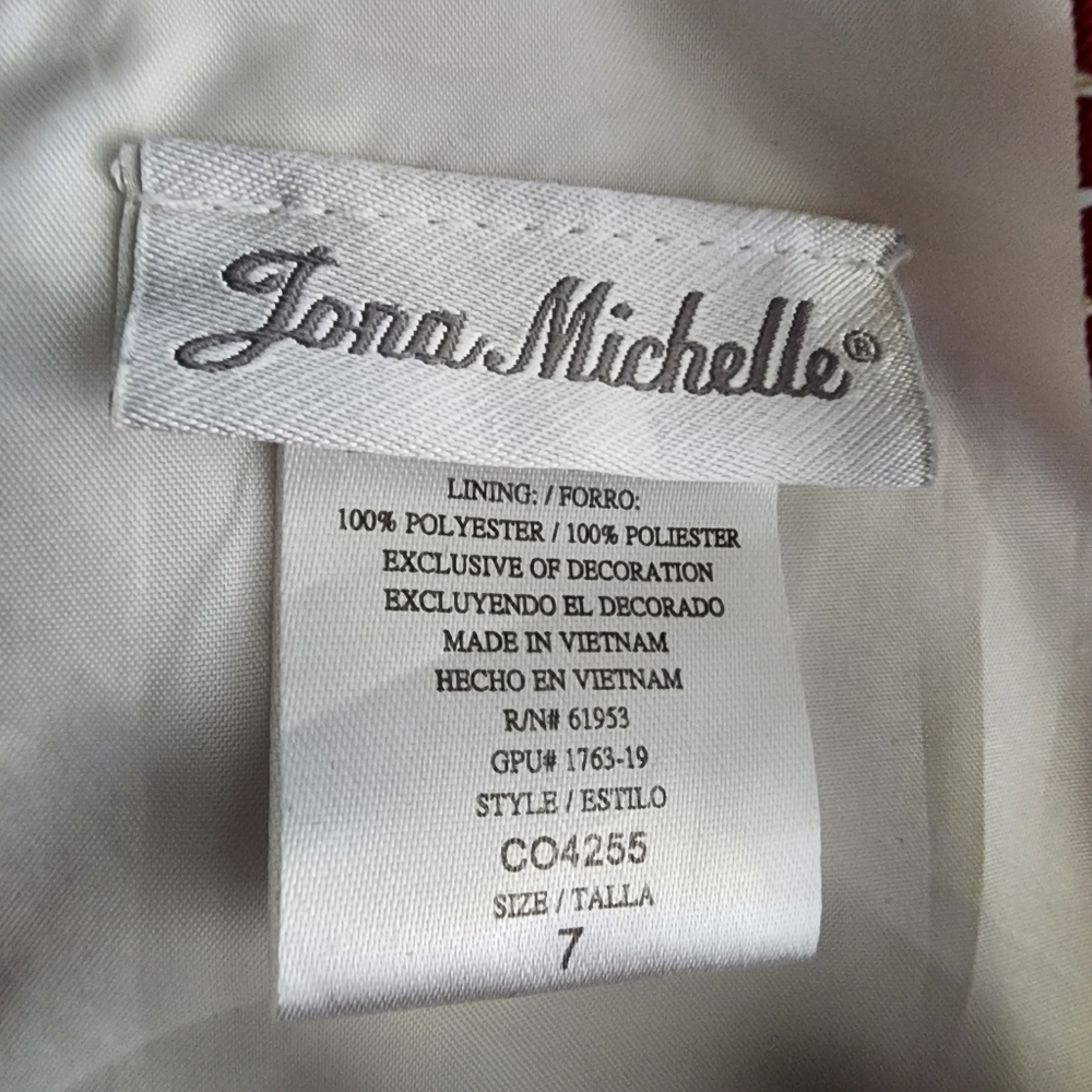 JONA MICHELLE SLEEVELESS DRESS - Picture 3 of 5